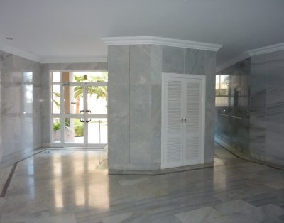 COSTAORO-1BA … Feet on the beach