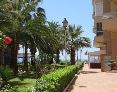 COSTAORO-1BA … Feet on the beach