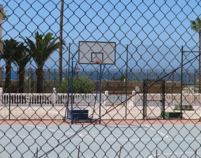 COSTAORO-1BA … Feet on the beach