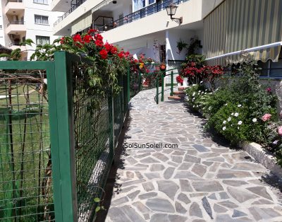 HAWAII-H33 … Terrace facing the southern seafront.