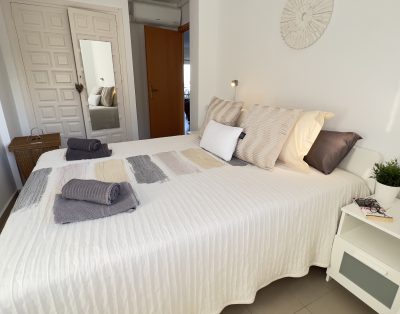 HAWAII-H33 … Terrace facing the southern seafront.